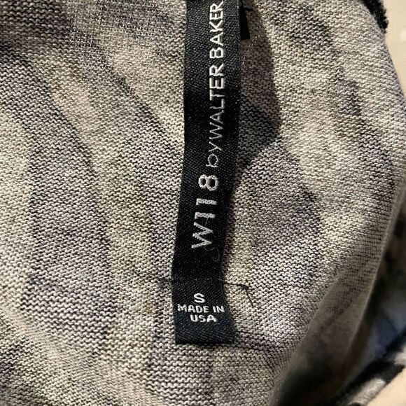 W118 BY WALTER BAKER- animal print sweater maxi dress w/ 3/4 sleeves & side slit - Picture 3 of 7